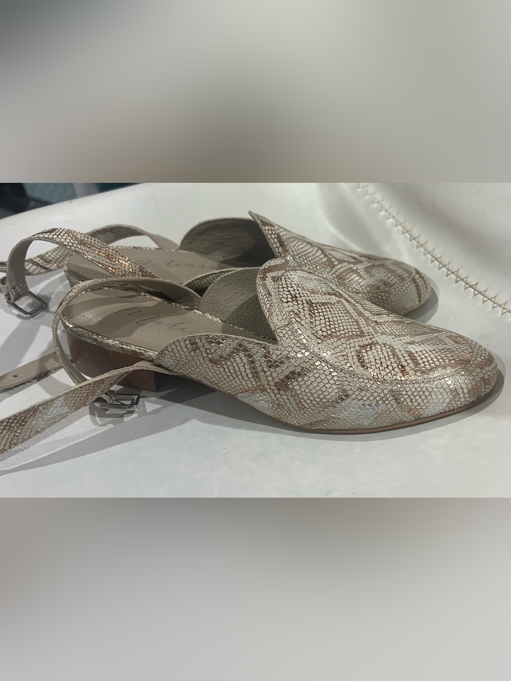 Matisse metallic ankle strap flats - Picture 2 of 6
